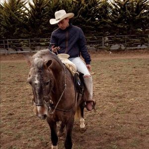 Meet your Posher, Esteban